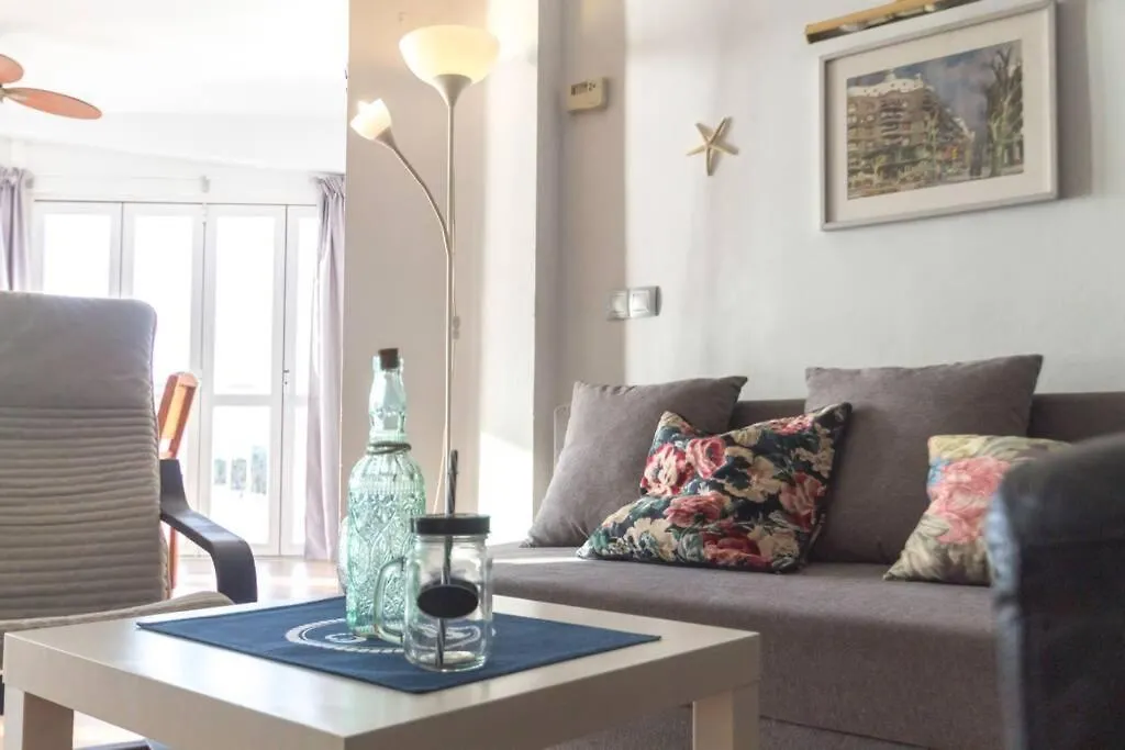 شقة Primera Linea De Mar. Apartamento Turistico سالو إسبانيا